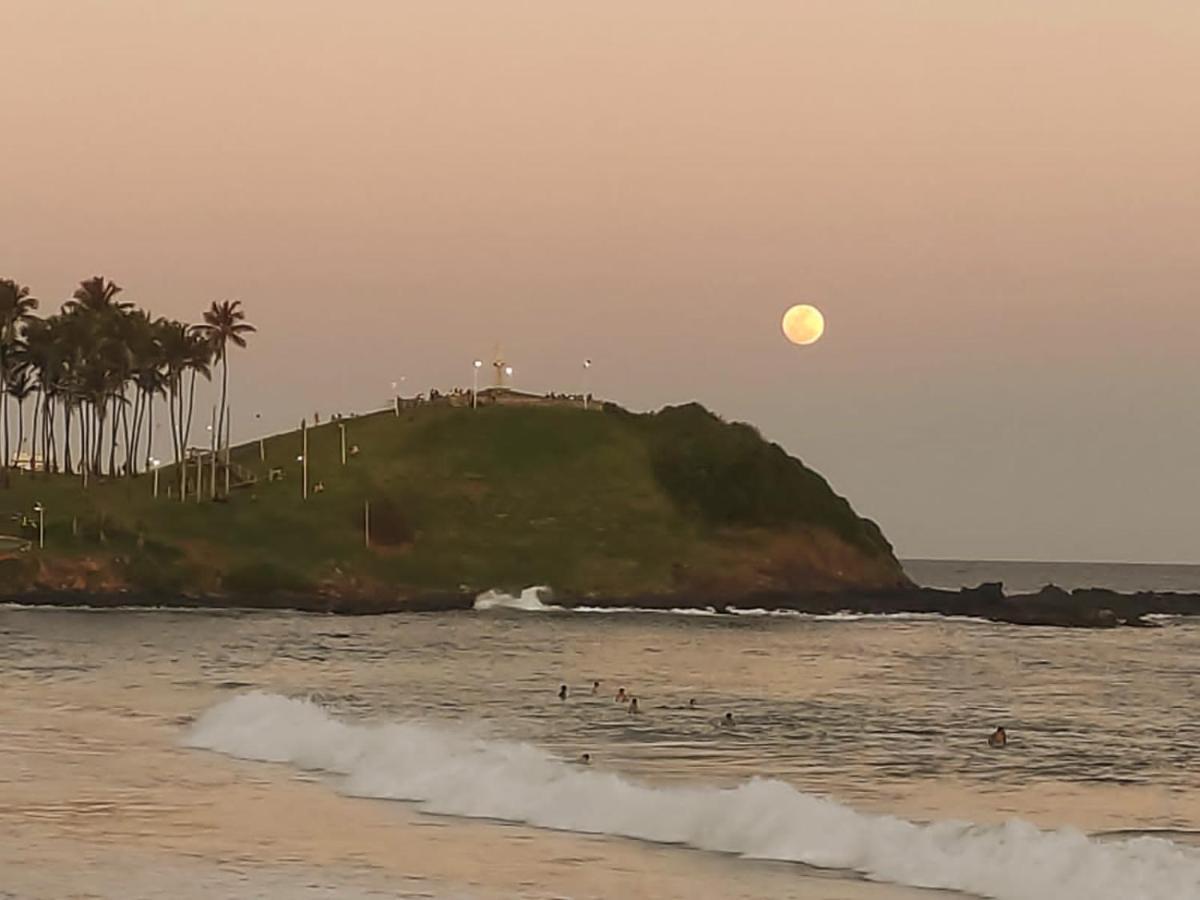 Appartamento Smart Farol Da Barra - Vista Mar Com Varanda Arejada Salvador Esterno foto